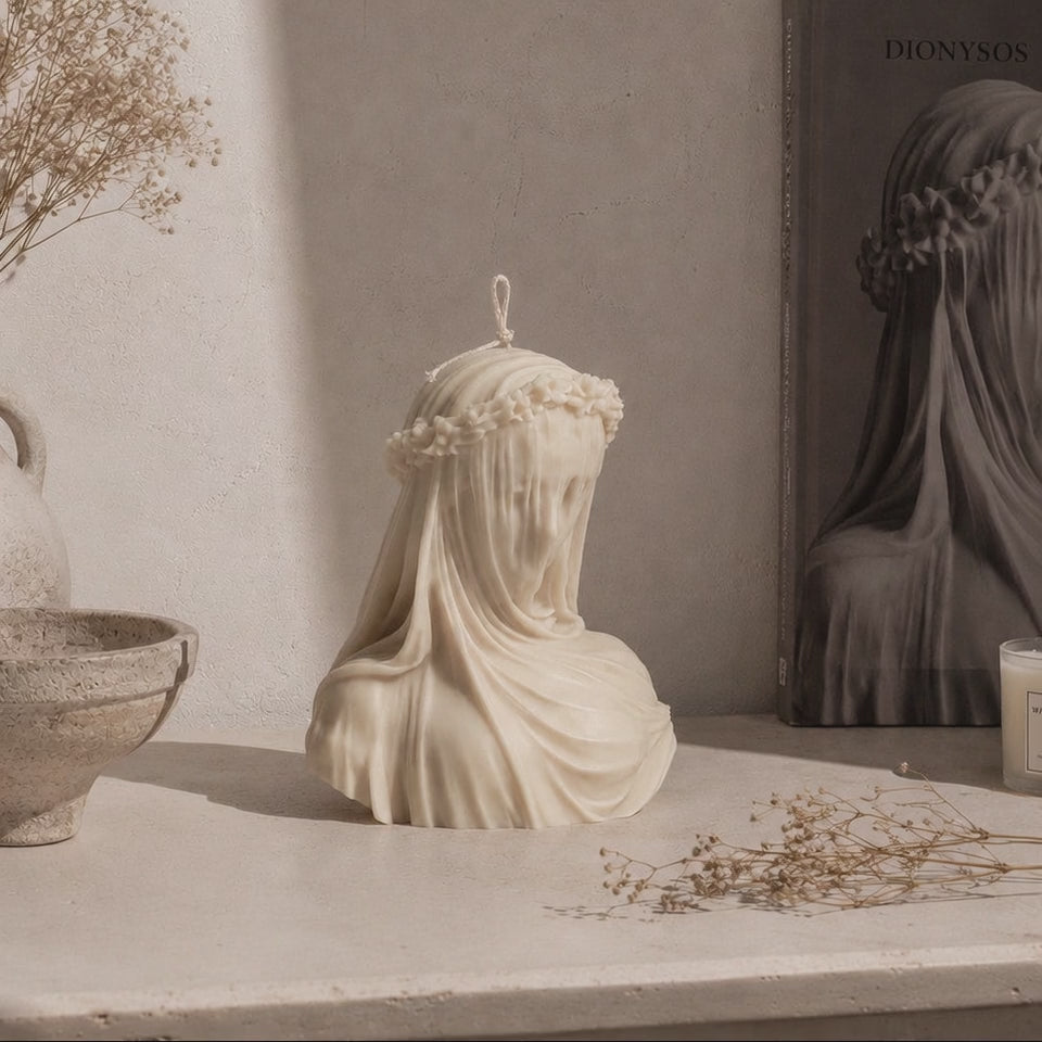 warm Warren London Veiled Vestal soy wax candle 