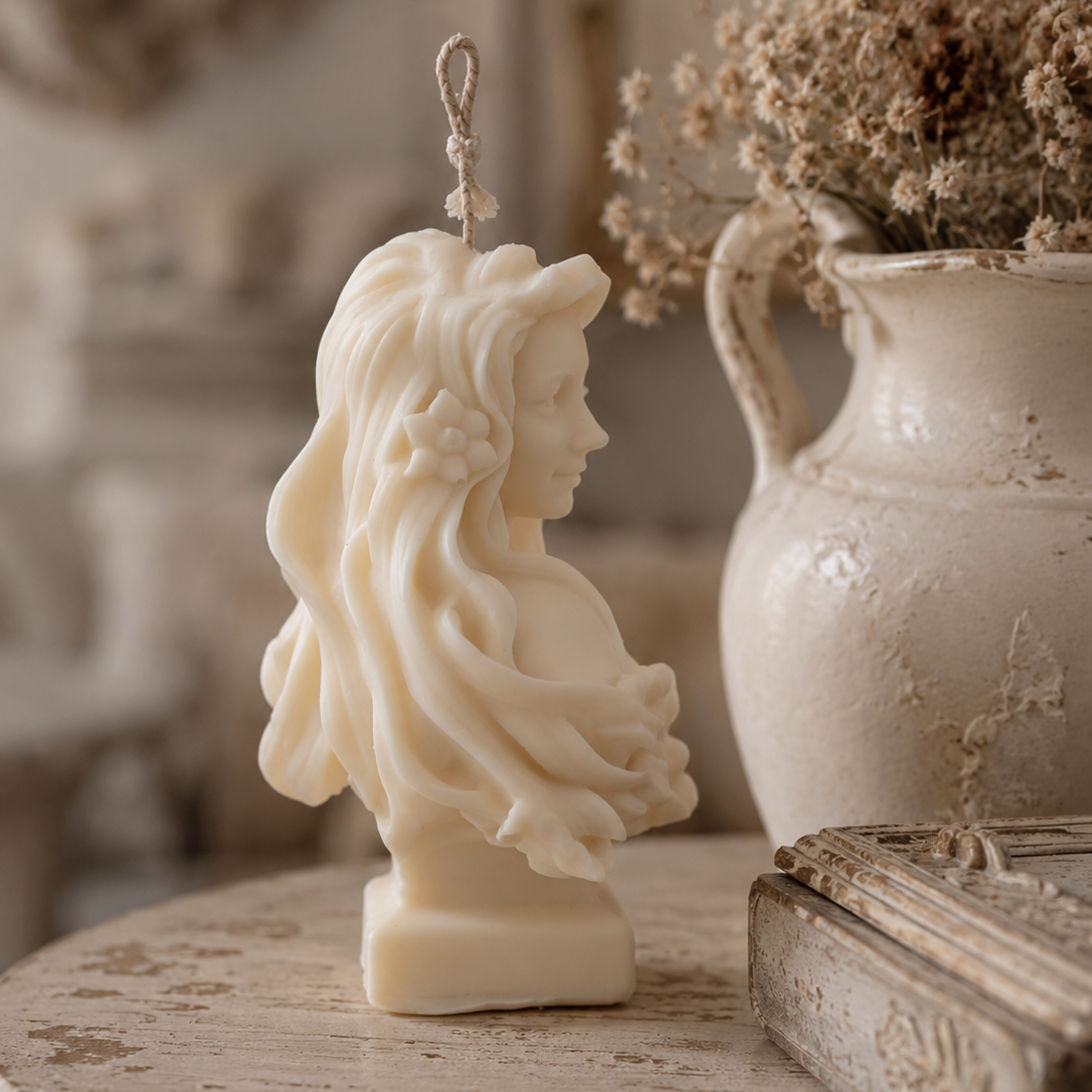 Chloris Sculpture Candle