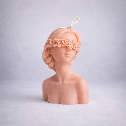 Gözleri Bağlı Kadın Heykeli Mum