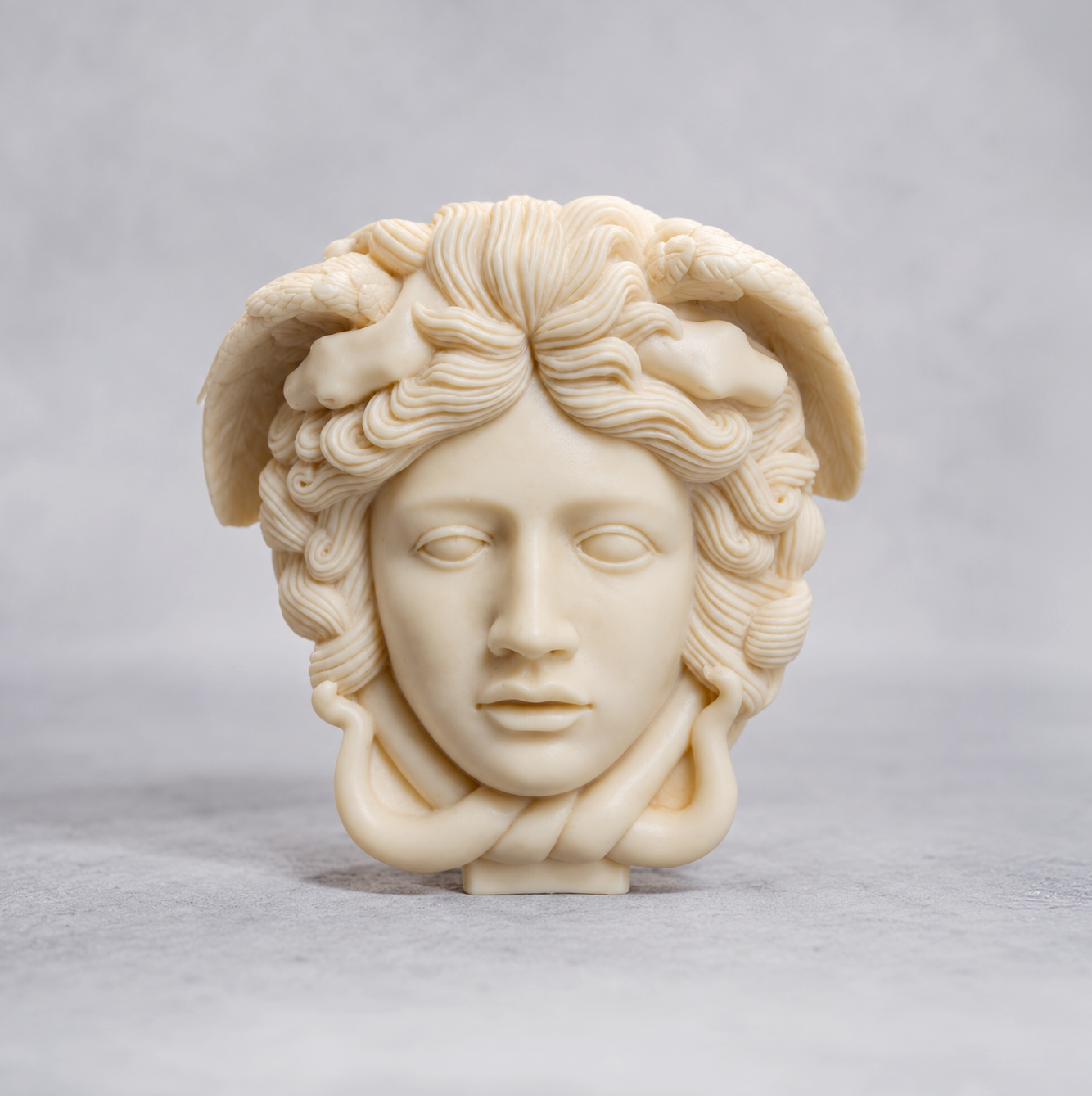 warm warren london handmade artisanal soy wax clean burn vegan large medusa bust candle 