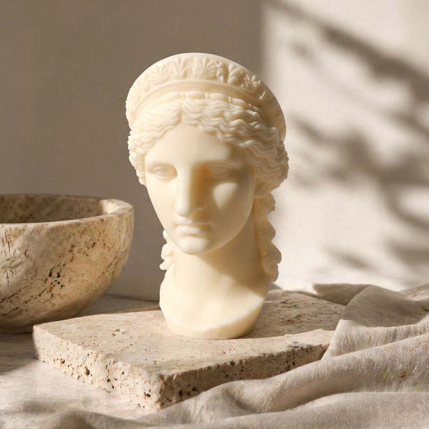 Hera Goddess Bust - Large Sculpture Candle. Luxury handcrafted sculptural soy wax candle by Warm Warren London, designed for modern and timeless interiors. Uniq, luxury gift.